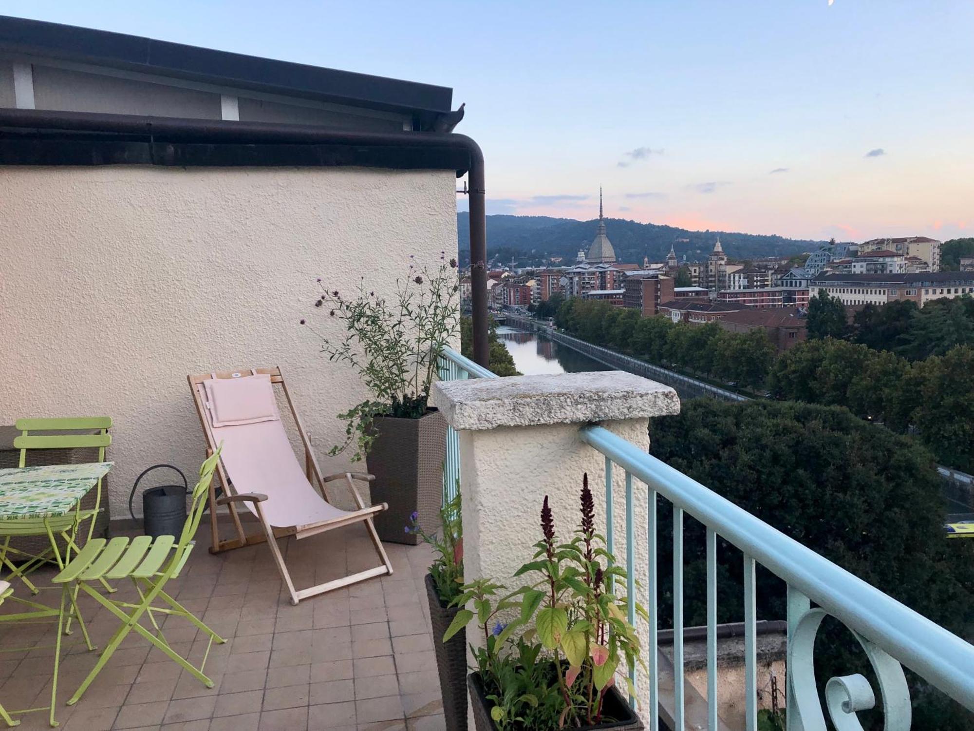 Апартаменты Attico Ellen Terrazza Con Vista Турин Экстерьер фото